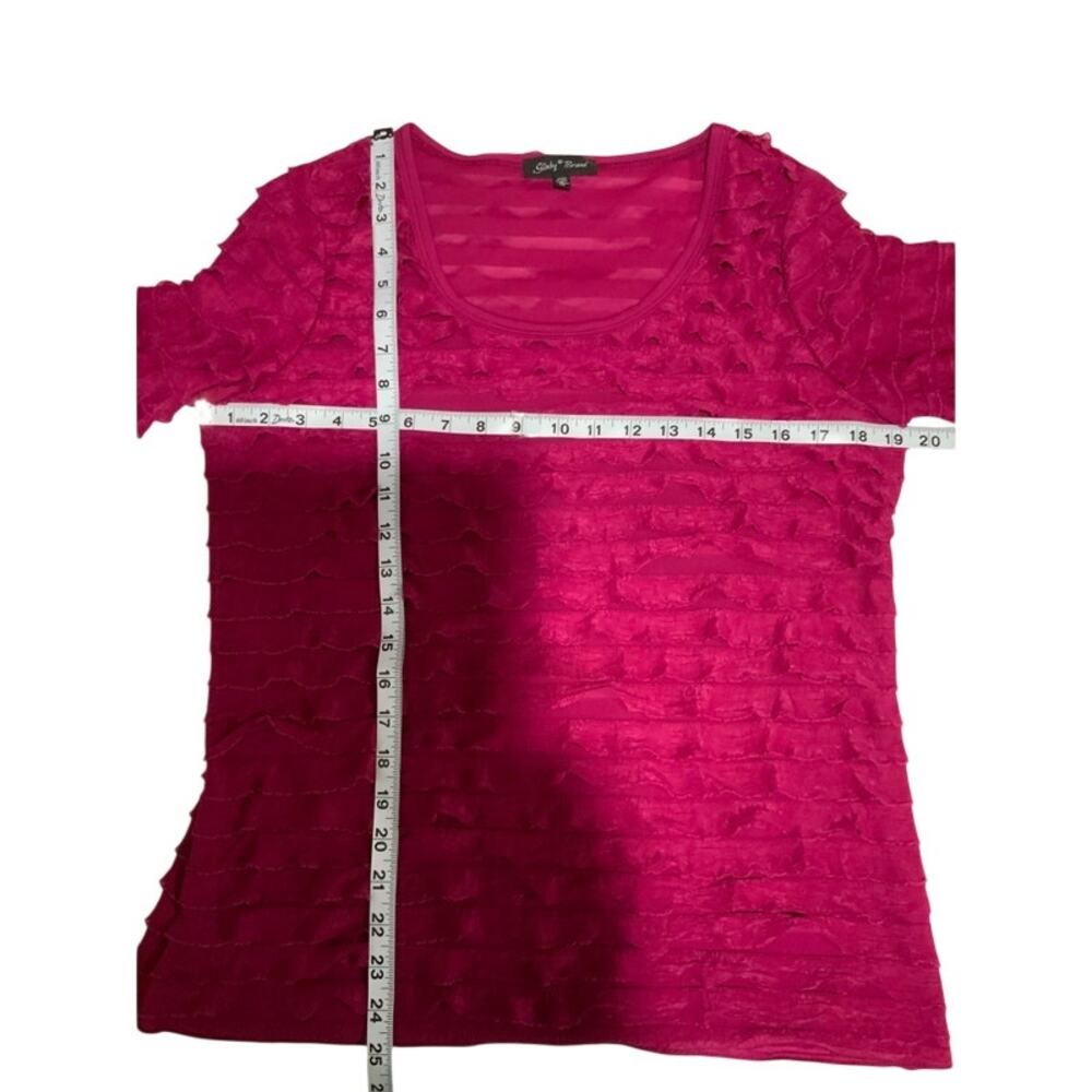 Medium Fuchsia Textured Ruffle Top - Picture 3 of 7